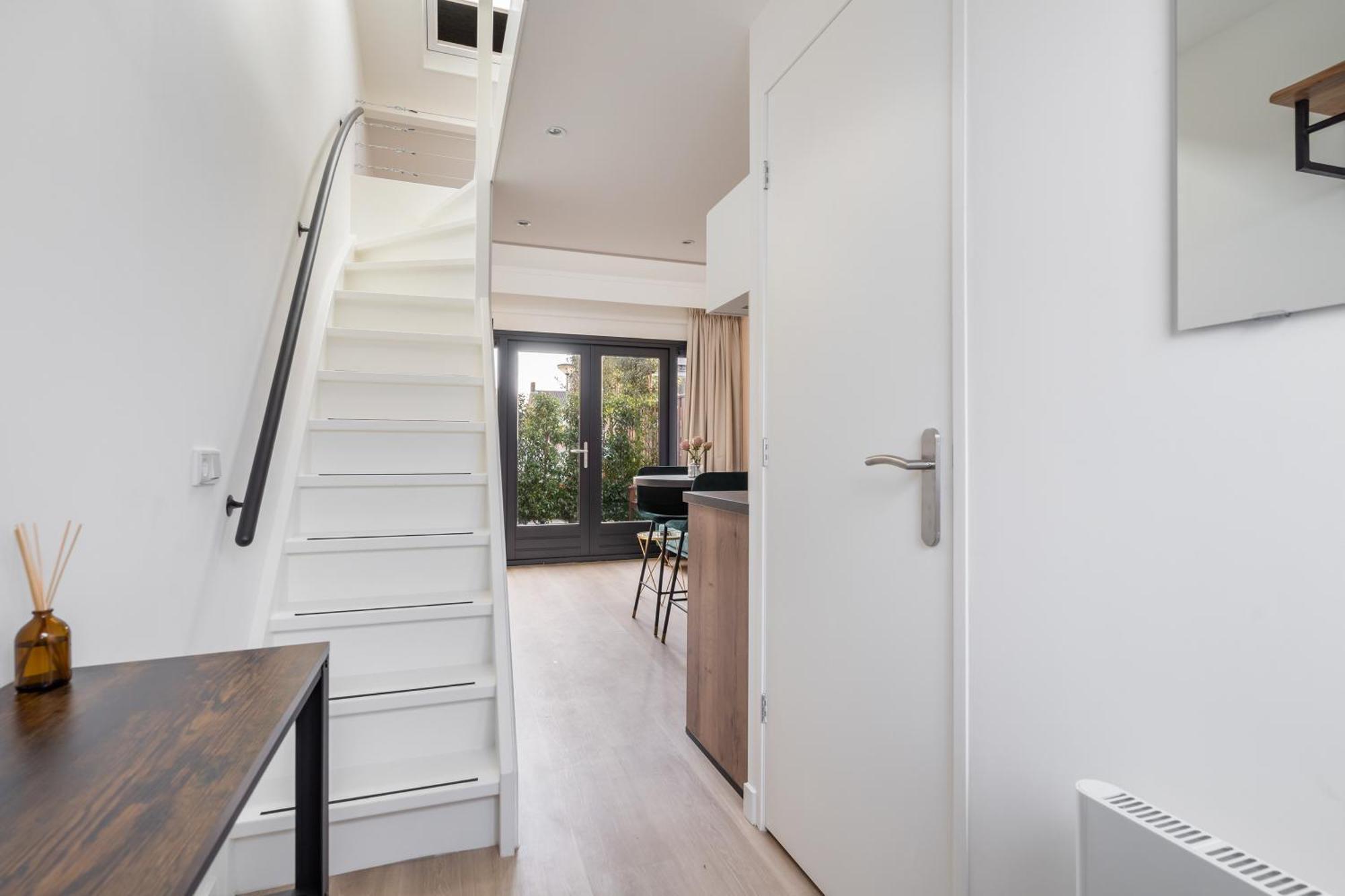 Luxury Fully Equipped Studio - Centrally Located Leilighet Huizen Eksteriør bilde